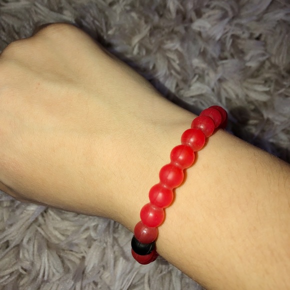 ✨Red Lokai Bracelet - Picture 2 of 4